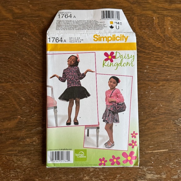 Simplicity 1764 Girl’s Coordinates Pattern (Skirt/Dress/Top/Purse) Sizes 3-8 - Picture 1 of 3